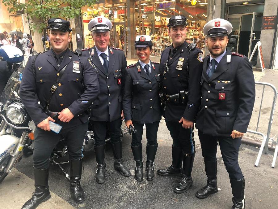 1e5219b7 1ed9 437e 81d1 5a1aa9e54f7b